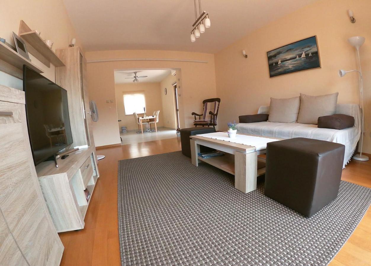 Apartmani Roic Stari Grad  Dış mekan fotoğraf